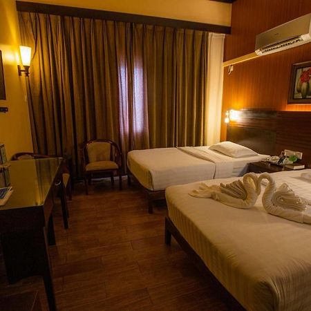 Hotel Essencia Ντουμαγκέτ Εξωτερικό φωτογραφία