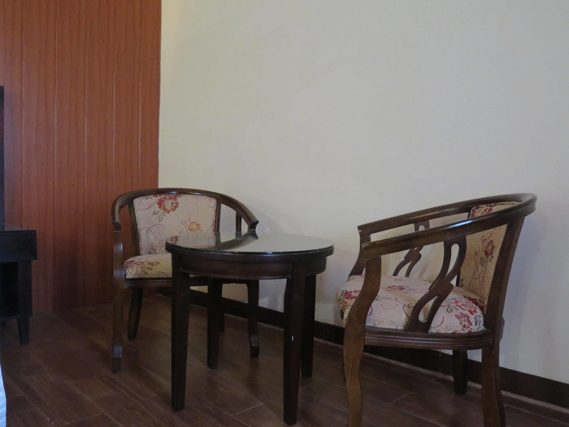 Hotel Essencia Ντουμαγκέτ Εξωτερικό φωτογραφία