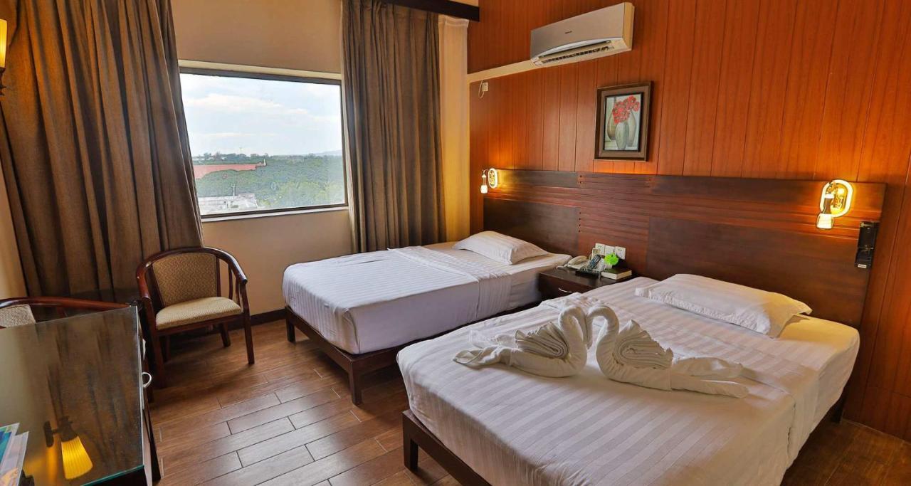 Hotel Essencia Ντουμαγκέτ Εξωτερικό φωτογραφία
